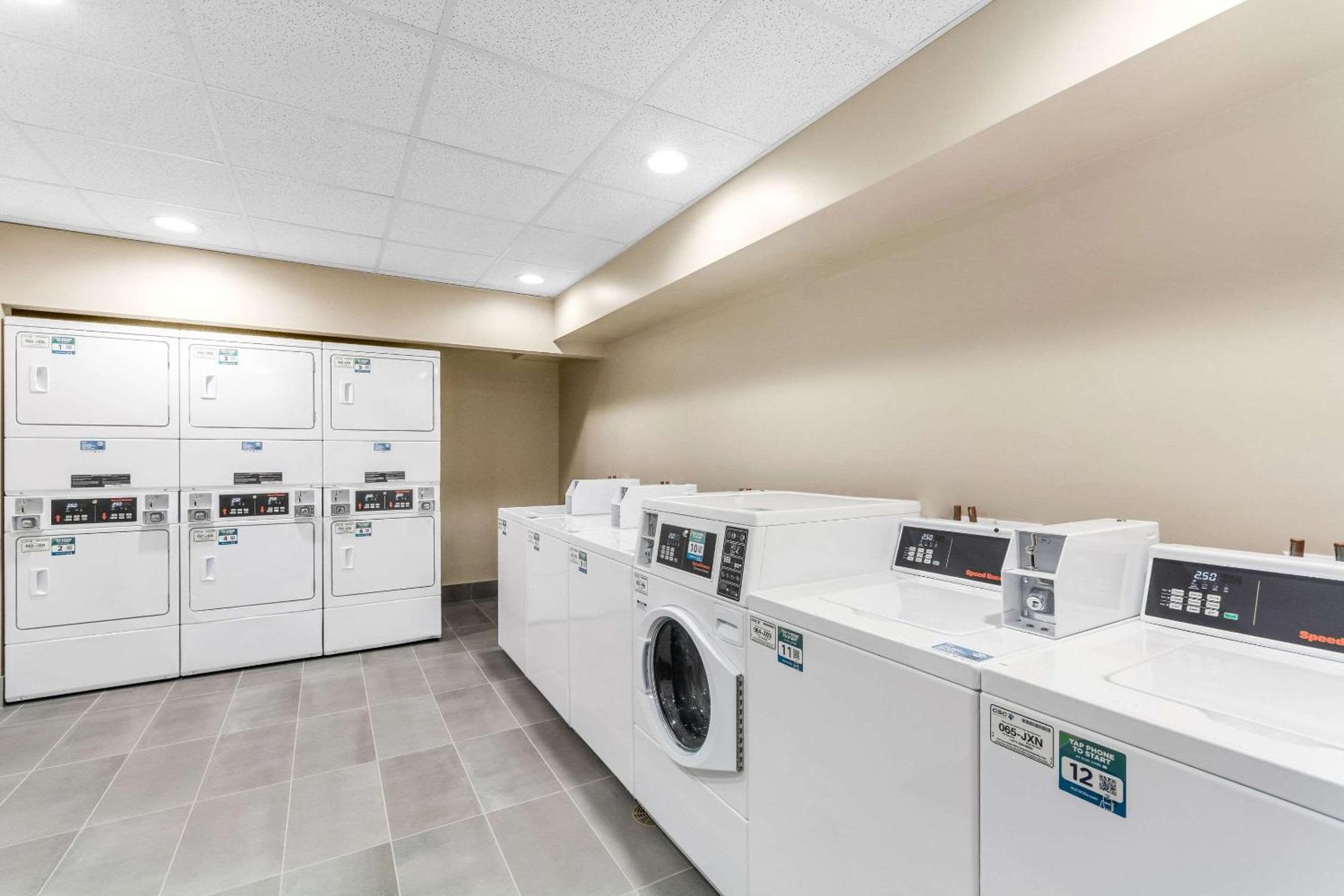 Everhome Suites Lexington - Horse Park 외부 사진