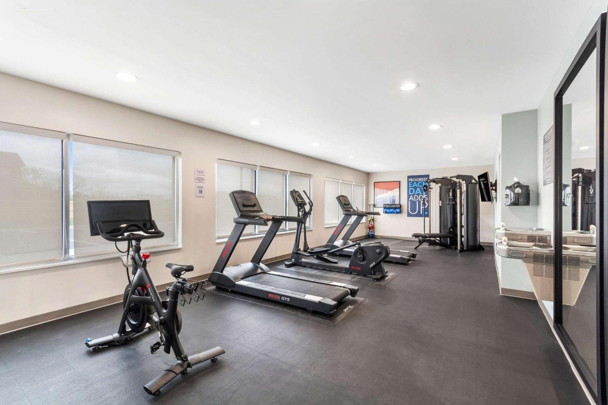 Everhome Suites Lexington - Horse Park 외부 사진