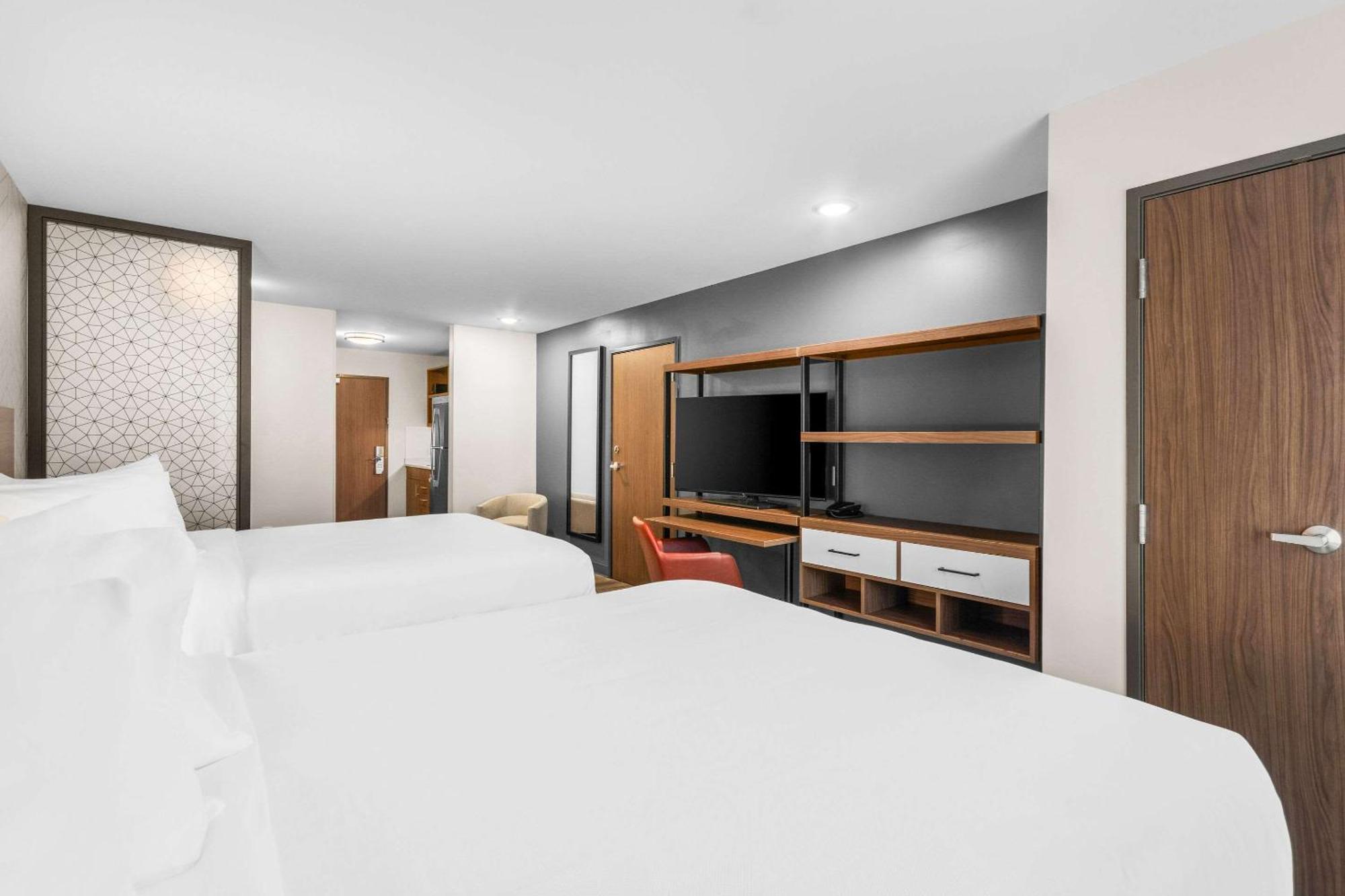 Everhome Suites Lexington - Horse Park 외부 사진